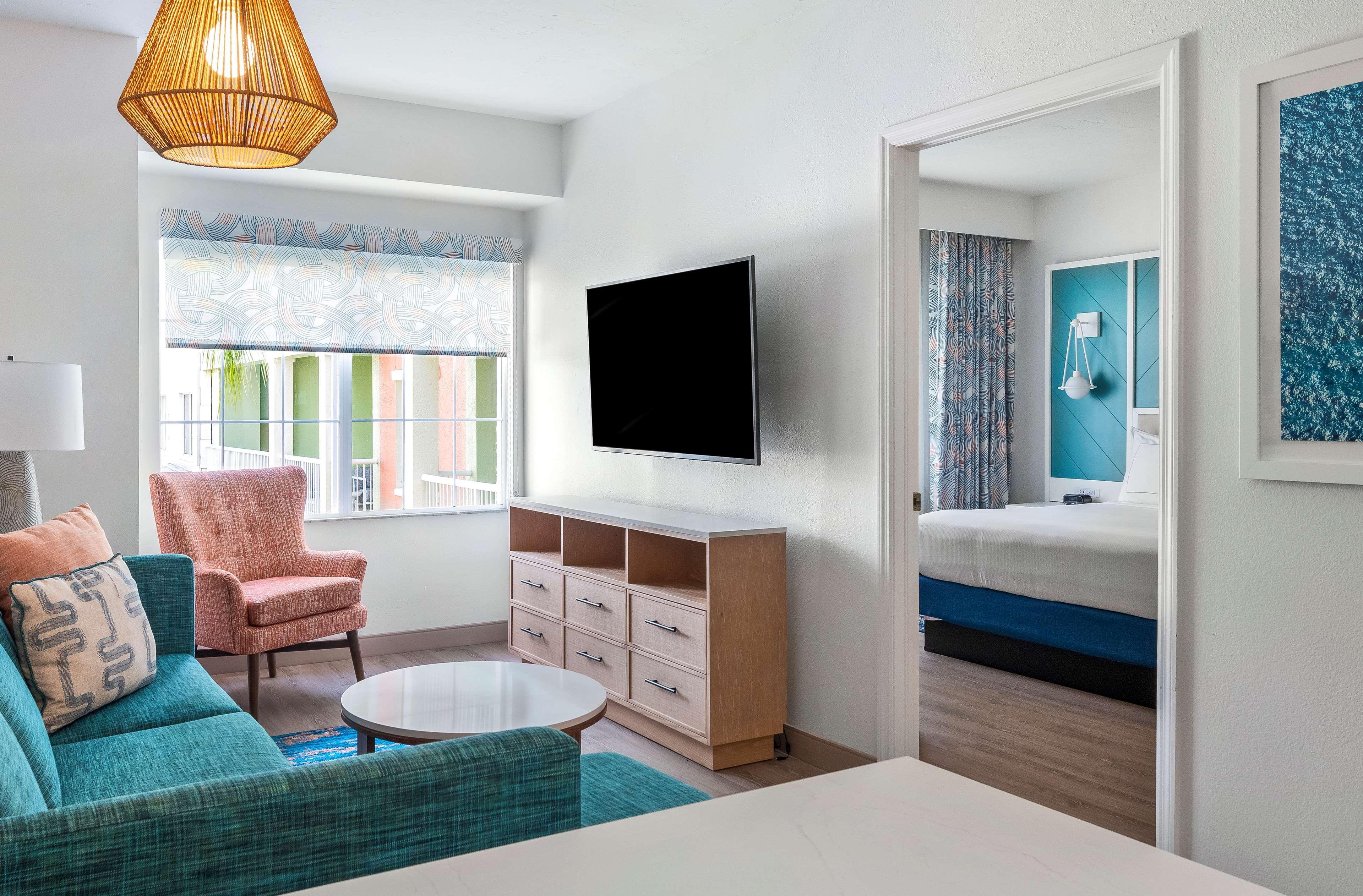 Doubletree Suites By Hilton Naples Naples Park Exterior foto